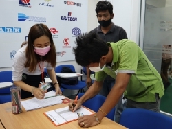 ลงทะเบียนรับเอกสารประกอบการฝึกอบรม		