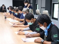 ลงทะเบียนทดสอบความรู้ก่อน และหลังการฝึกอบรม