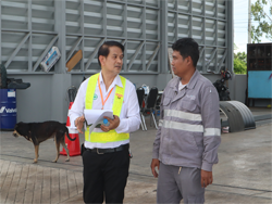 ครูฝึกสรุปผลการตรวจประเมินพร้อมให้คำแนะนำเพิ่มเติม