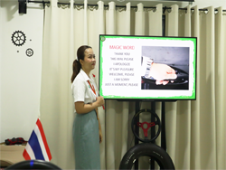 พัฒนาทักษะการพูดเพื่อการสื่อสารภาษาอังกฤษอย่างมืออาชีพ