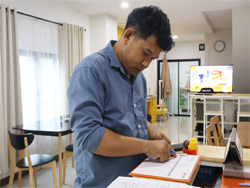 ลงทะเบียนรับเอกสารประกอบการฝึกอบรม