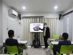 การตรวจสอบความปลอดภัยรอบตัวรถด้วยกระบวนการ KYT