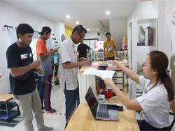 ลงทะเบียนรับเอกสารประกอบการฝึกอบรม