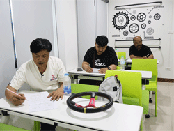 ลงทะเบียนรับเอกสารประกอบการฝึกอบรม