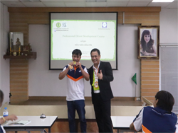 ให้รางวัลกับผู้ที่สามารถทำคะแนนสูงสุดในแต่ละกิจกรรม