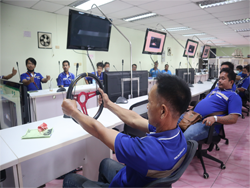 เทคนิคการขับและการรับมือกับสถานการณ์ฉุกเฉิน