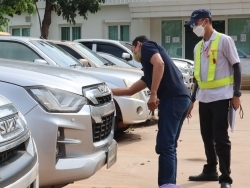 การตรวจสอบความปลอดภัยรอบตัวรถก่อนการเดินทาง
