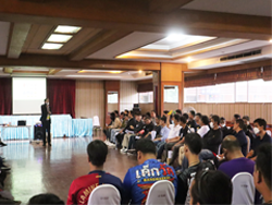 เทคนิคการขับขี่รถจักรยานยนต์เชิงป้องกันอุบัติเหตุ