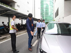 การตรวจสอบความปลอดภัยรอบตัวรถก่อนการเดินทาง