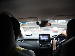 ประเมินทักษะการขับและการประเมินสถานการณ์