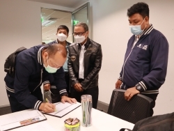 ลงทะเบียนรับเอกสารประกอบการฝึกอบรม