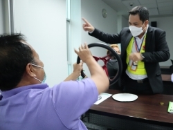 เทคนิคการบังคับควบคุมพวงมาลัยแบบดึง - ดัน