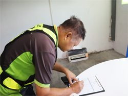 ลงทะเบียนรับเอกสารประกอบการฝึกอบรม