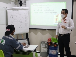 ความเสี่ยง และแนวทางการป้องกันอุบัติเหตุในการขนส่งสินค้า	โดยอาจารย์อภิรัติ  คำสายพรม			