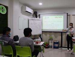 กล่าวต้อนรับพร้อมแนะนำวิทยากร และกิจกรรมฝึกอบรม