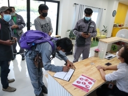 ลงทะเบียนรับเอกสารประกอบการฝึกอบรม