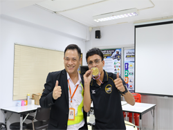 ให้รางวัลกับผู้ที่สามารถทำคะแนนสูงสุดในแต่ละกิจกรรม