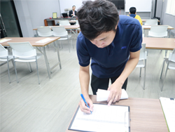 ลงทะเบียนรับเอกสารประกอบการฝึกอบรม