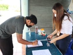 ลงทะเบียนรับเอกสารประกอบการฝึกอบรม		