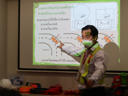 แรงเหวี่ยงที่กระทำต่อวัตถุและกฎความปลอดภัยในการขนส่ง