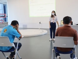 กล่าวต้อนรับพร้อมแนะนำวิทยากรและกิจกรรมฝึกอบรม