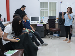 กล่าวต้อนรับพร้อมแนะนำวิทยากร