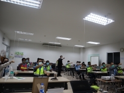 การขับรถในเวลากลางคืน และการรับมือกับสถานการณ์ฉุกเฉิน		