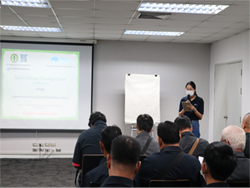 ผู้แทนหน่วยงานกล่าวต้อนรับพร้อมแนะนำวิทยากร และกิจกรรมฝึกอบรม