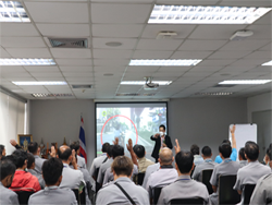 กฎหมายจราจรทางบกเพื่อการขับรถอย่างปลอดภัย