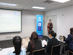 กล่าวต้อนรับพร้อมแนะนำวิทยากรและกิจกรรมฝึกอบรม