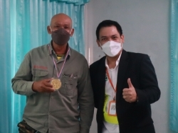 ให้รางวัลกับผู้ที่ทำคะแนนได้สูงสุด		