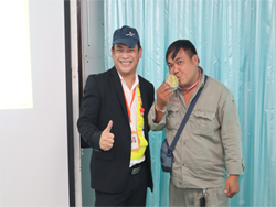ให้รางวัลกับผู้ที่สามารถตอบคำถามได้สูงสุดประจำวัน