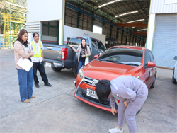 การตรวจสอบความปลอดภัยรอบตัวรถก่อนการเดินทาง