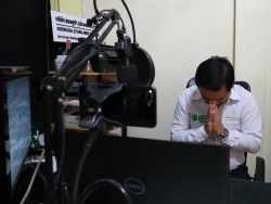 มารยาท และการทักทายผู้รับบริการ