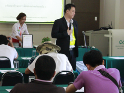 บรรยายโดยอาจารย์อภิรัติ  คำสายพรม