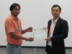 โฉมหน้าหนึ่งในผู้ที่ทำข้อสอบได้คะแนนเต็ม