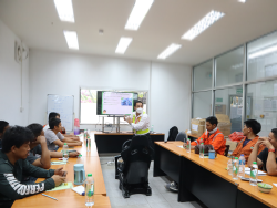 จุดอับ - จุดบอด รอบตัวรถ และเทคนิคการป้องกันอุบัติเหตุ