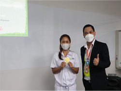 ให้รางวัลกับผู้ที่สามารถตอบคำถามได้สูงสุดประจำวัน