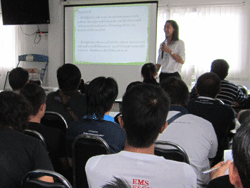 กล่าวต้อนรับพร้อมแนะนำกิจกรรม