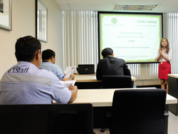 กล่าวต้อนรับพร้อมแนะนำกิจกรรมฝึกอบรม