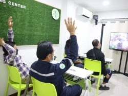 เทคนิคการขับรถบรรทุกและหัวลากเชิงป้องกันอุบัติเหตุ
