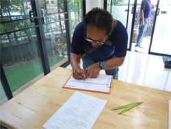 ลงทะเบียนรับเอกสารประกอบการฝึกอบรม