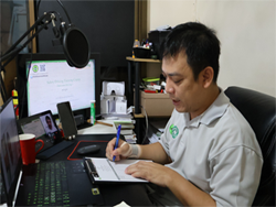 ลงทะเบียนรับเอกสารประกอบการฝึกอบรม
