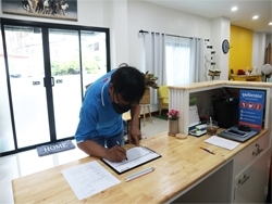 ลงทะเบียนรับเอกสารประกอบการฝึกอบรม
