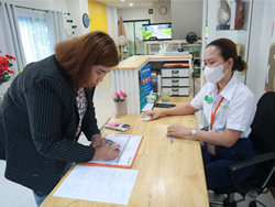 ลงทะเบียนรับเอกสารประกอบการฝึกอบรม