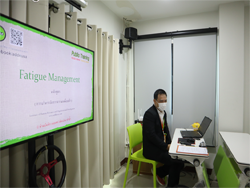 กล่าวต้อนรับพร้อมแนะนำวิทยากรและกิจกรรมฝึกอบรม