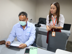 ลงทะเบียนรับเอกสารประกอบการฝึกอบรม