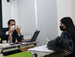 เทคนิคการขับรถเชิงป้องกันอุบัติเหตุ	โดยอาจารย์อภิรัติ  คำสายพรม			