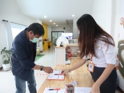 ลงทะเบียนรับเอกสารประกอบการฝึกอบรม		