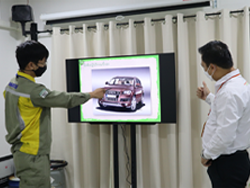 การตรวจสอบความปลอดภัยรอบตัวรถด้วยกระบวนการ KYT